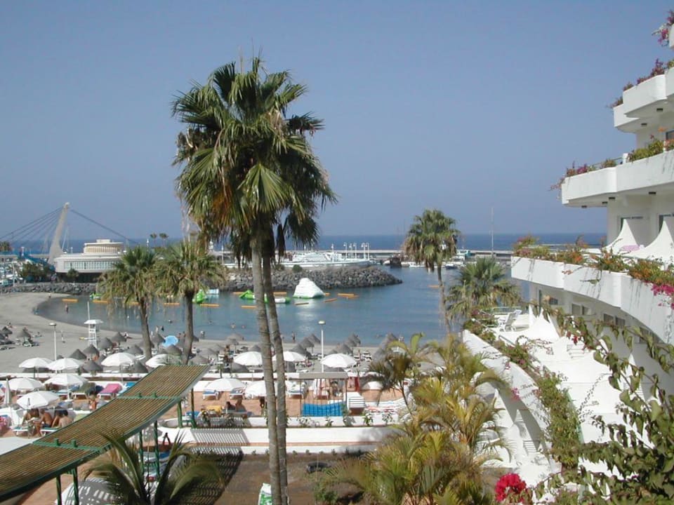 Blick vom Balkon HOVIMA La Pinta Beachfront Family Hotel