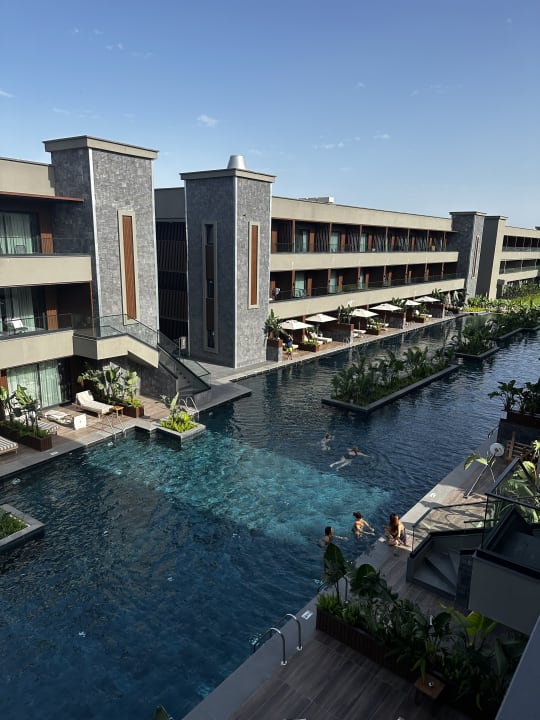 Pool Jacaranda Luxury Resort