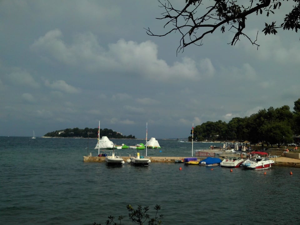 Vorm Hotelstrand Sunny Poreč by Valamar