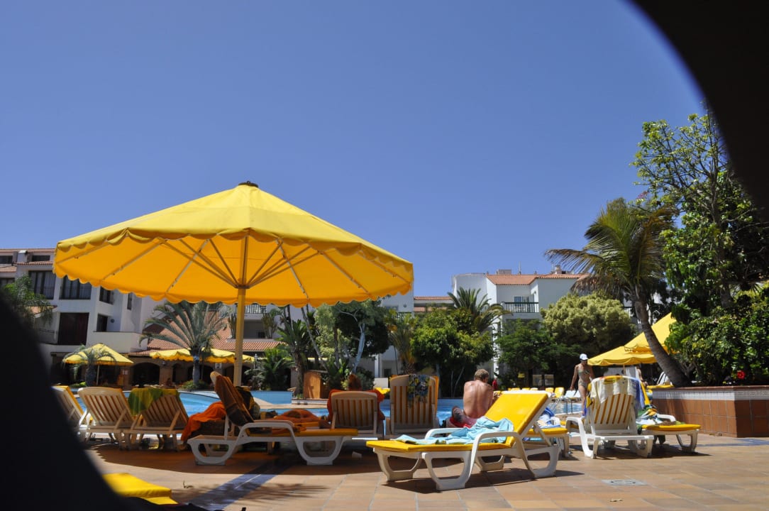 Przy basenie Park Club Europe