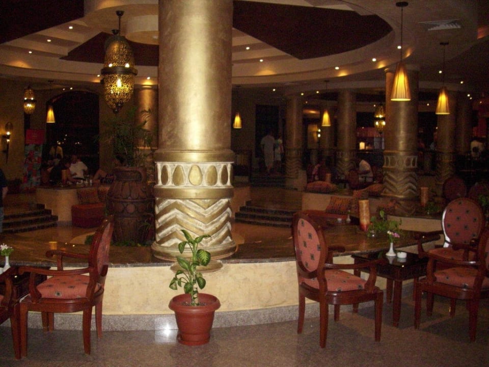 Sitzecke in der Lobby Pickalbatros Aqua Vista Resort - Hurghada