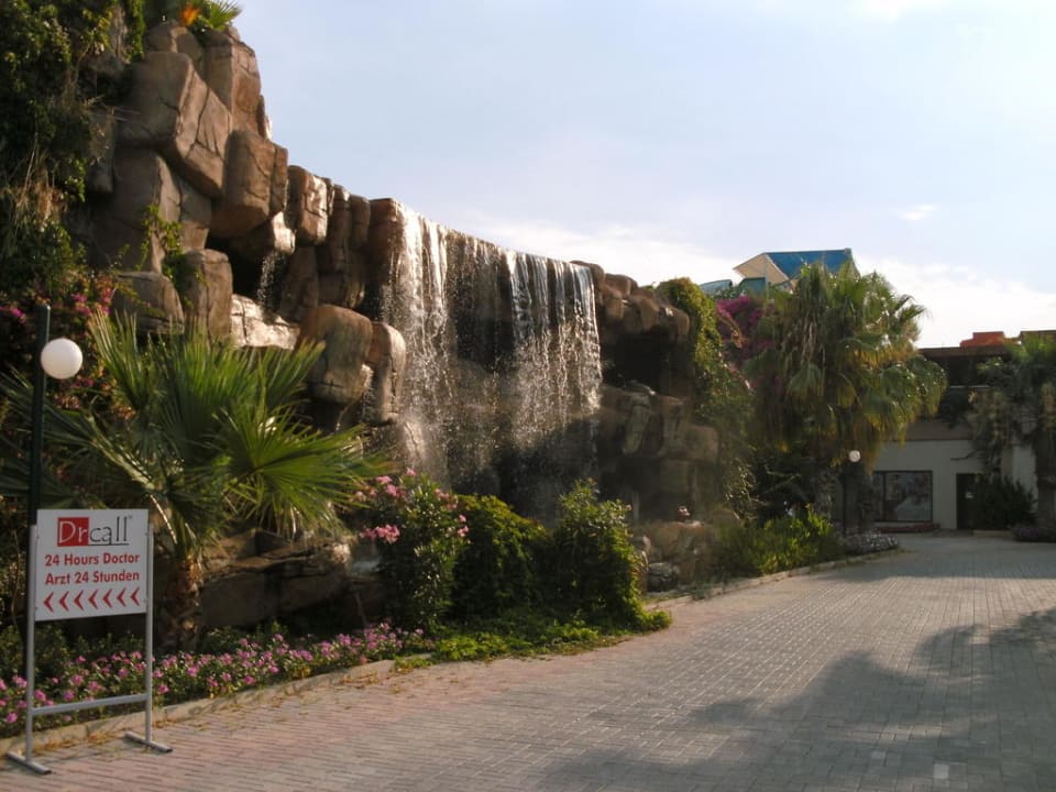 Wasserfall VONRESORT Golden Beach