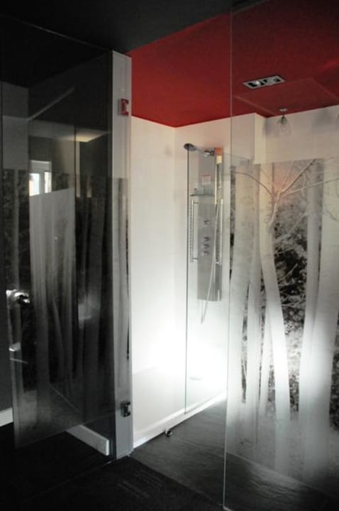 Dusche mit Hydrojet-Massage Hotel Petit Palace Art Gallery