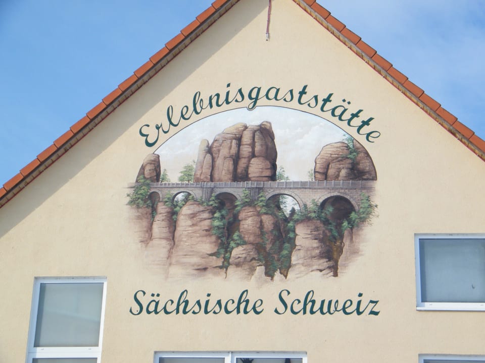 Von außen  Erlebnisgaststätte Sächsische Schweiz Gästezimmer