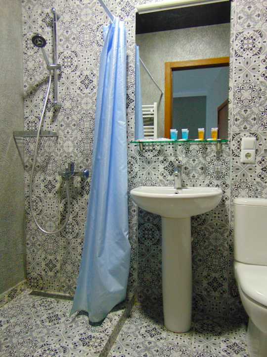 Zimmer Hotel History