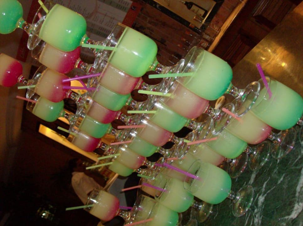 Cocktailpyramide Houda Golf & Beach Club