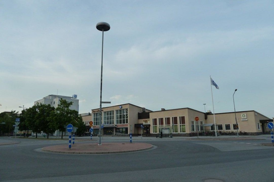 Vorm Hotelgebäude Hotel Amado