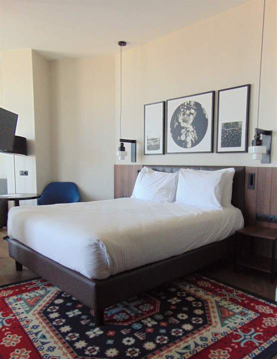 Zimmer Holiday Inn Telavi