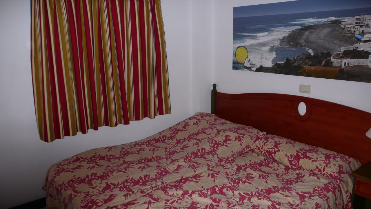 Schlafraum Apartamentos La Tegala