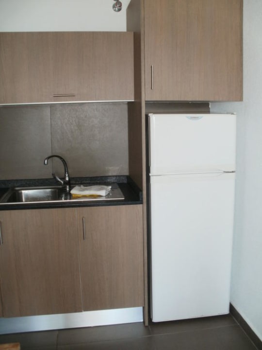 Kühlschrank in der Küche Las Tabaibas Appartements