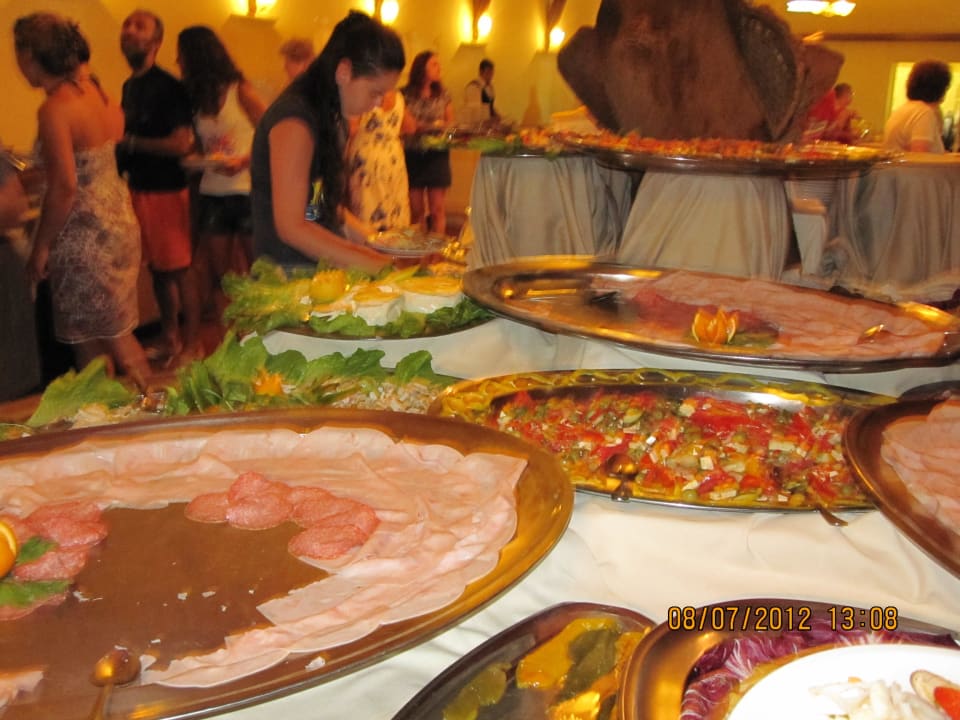 Always empty plates  Horse Country Resort Congress & Spa