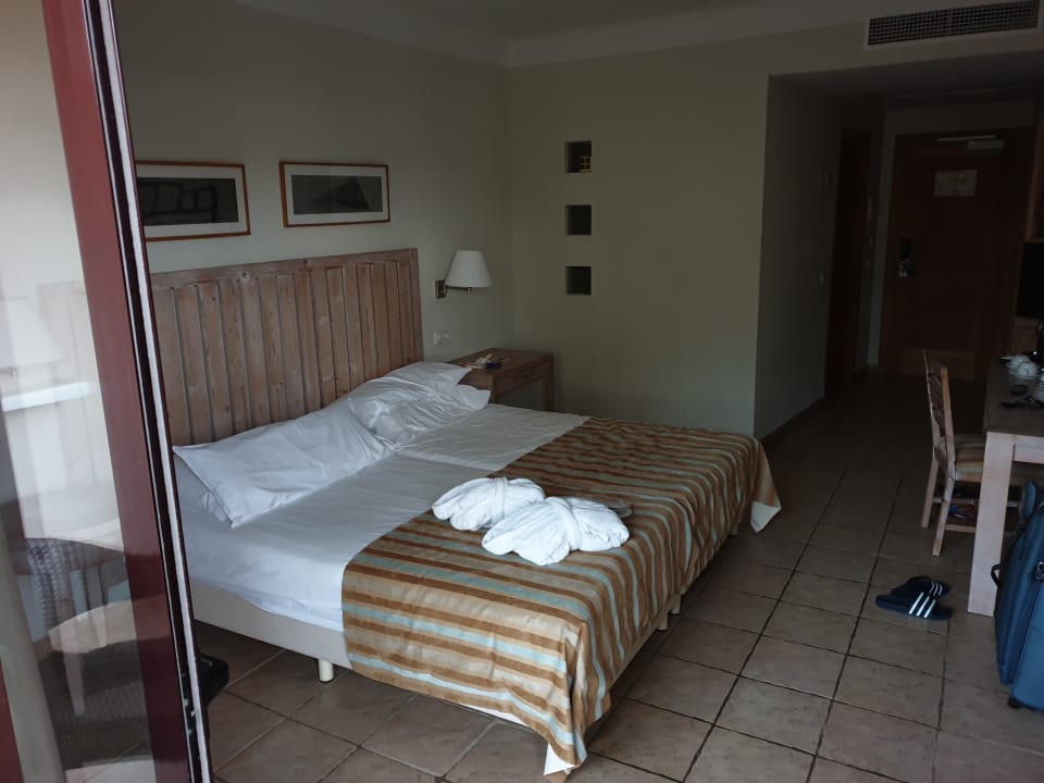 Zimmer ROBINSON CALA SERENA