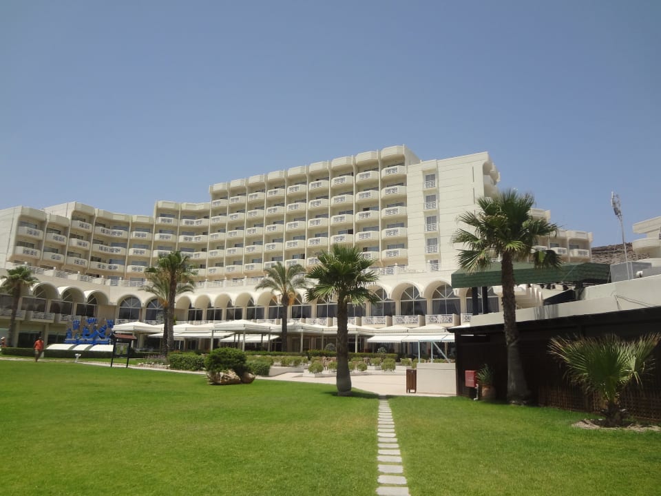 Weg zum Hotel vom Strand Rodos Palladium Leisure & Wellness
