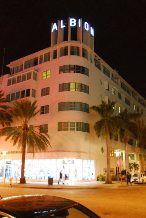 Albion bei Nacht Hotel The Albion South Beach