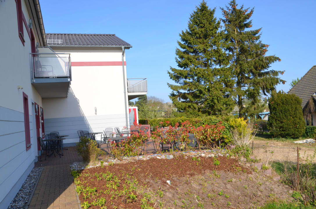 Blick auf die Frühstücksterasse Pension Achteridyll