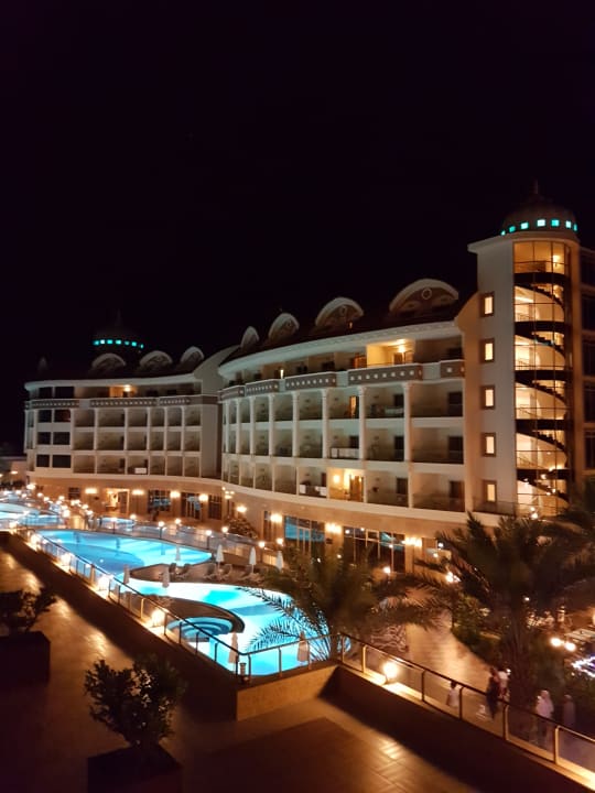 Außenansicht Kirman Belazur Resort & Spa