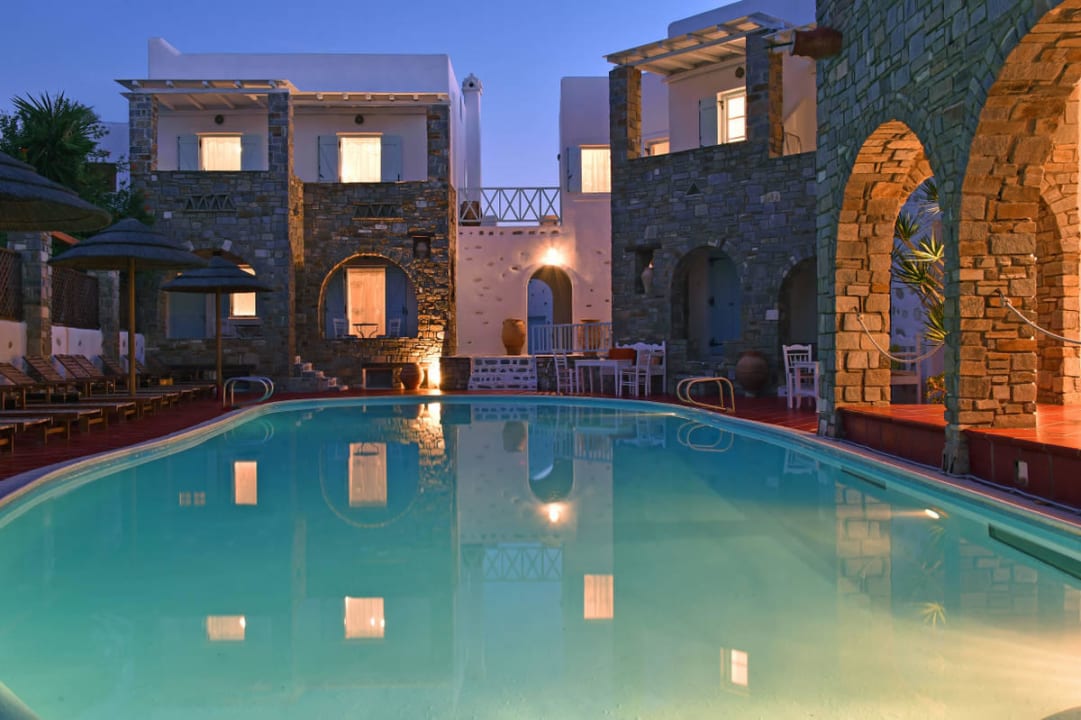 Pool By Night Hotel Zefi