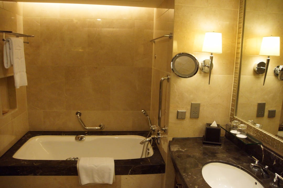 Zimmer Shangri-La Hotel, Bangkok