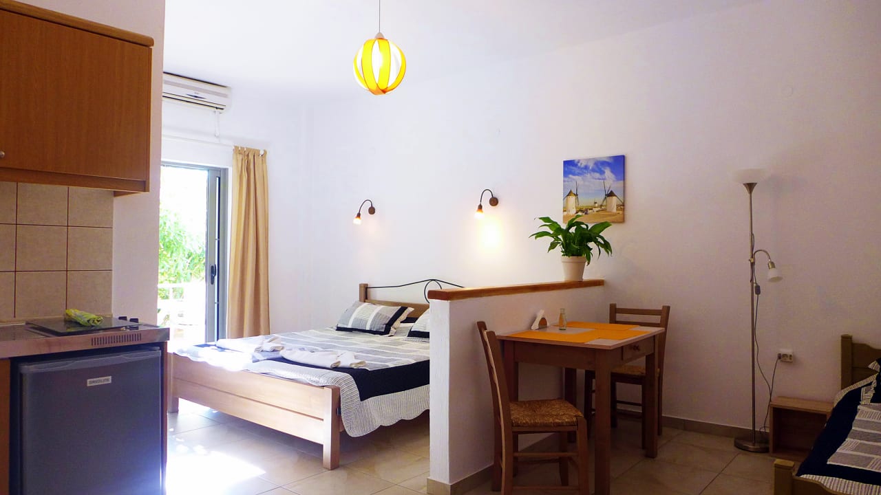 Zimmer Lion-Suites Kalyves