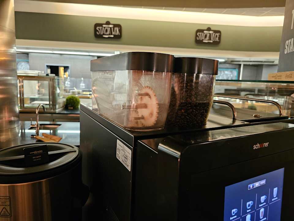 Gastro Sound Garden Hotel Airport
