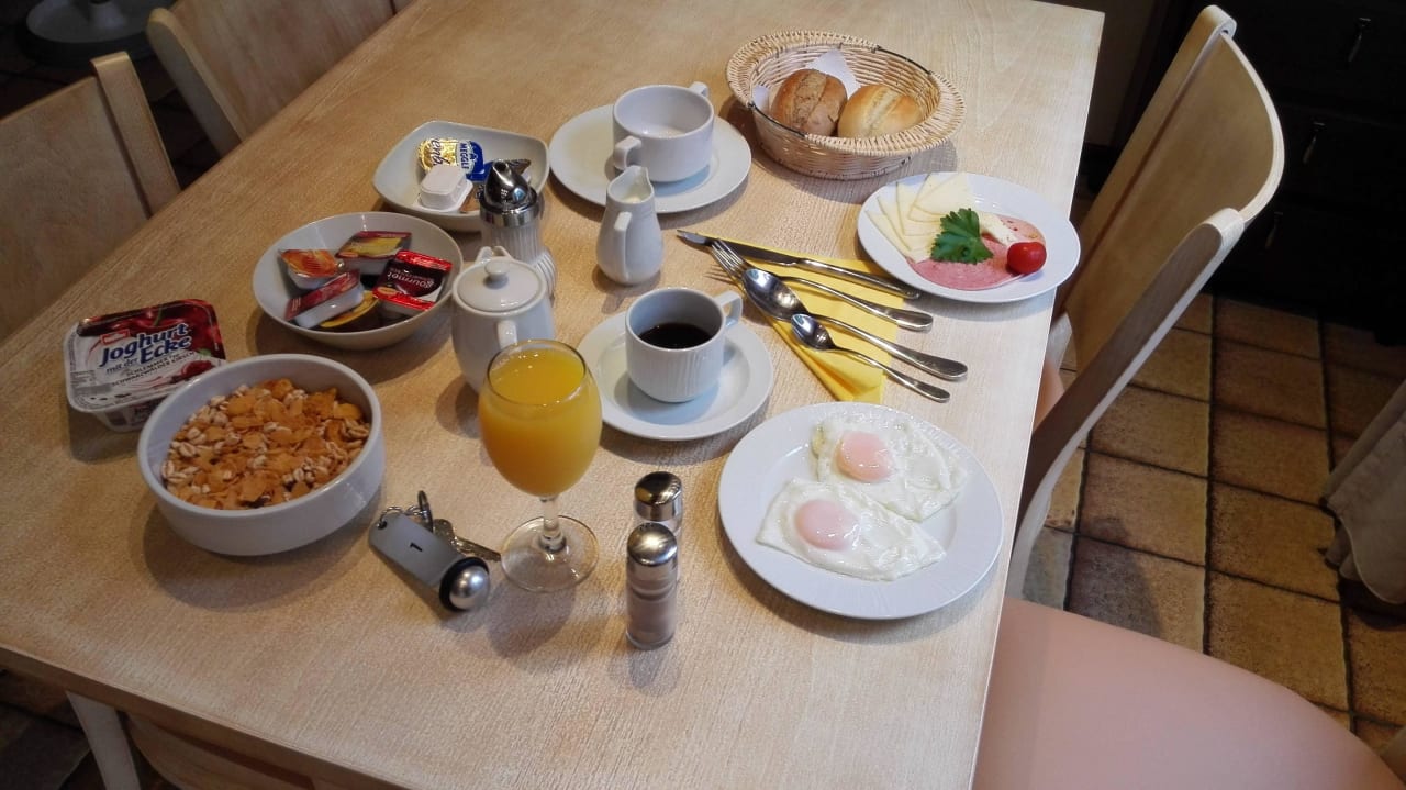 Frühstück war gut Hotel Zur Eiche Brombach