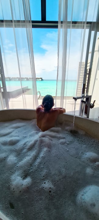 Ausblick Kuredhivaru Resort and Spa, Maldives