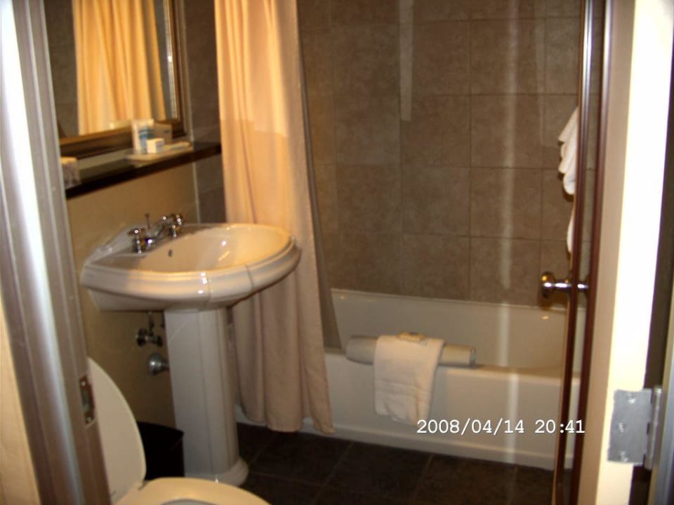 Bad Hotel Wyndham Garden Newark Airport