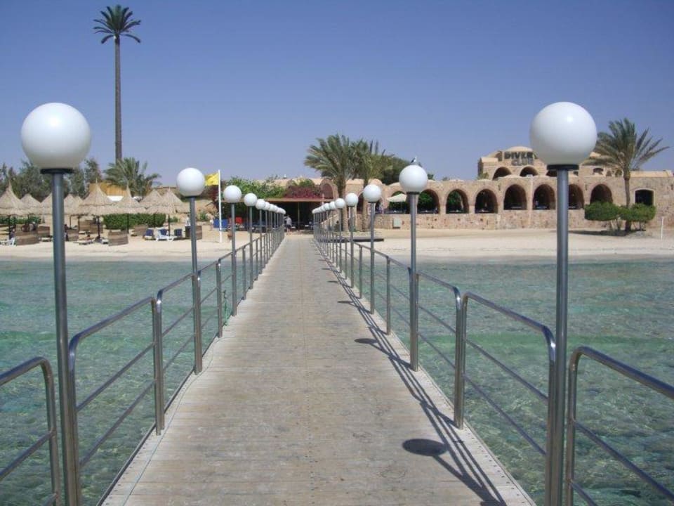 Blick vom Jetty Mövenpick Resort El Quseir
