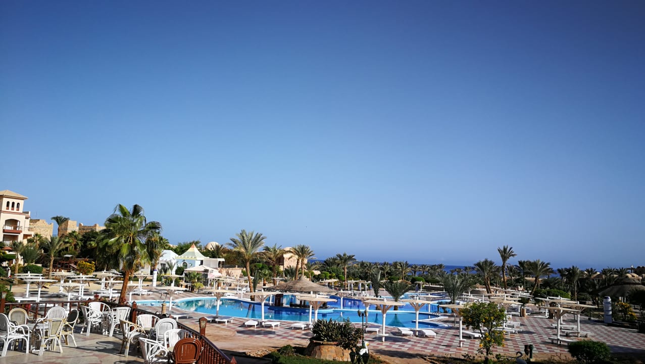 Ausblick Pensée Royal Garden Beach Resort