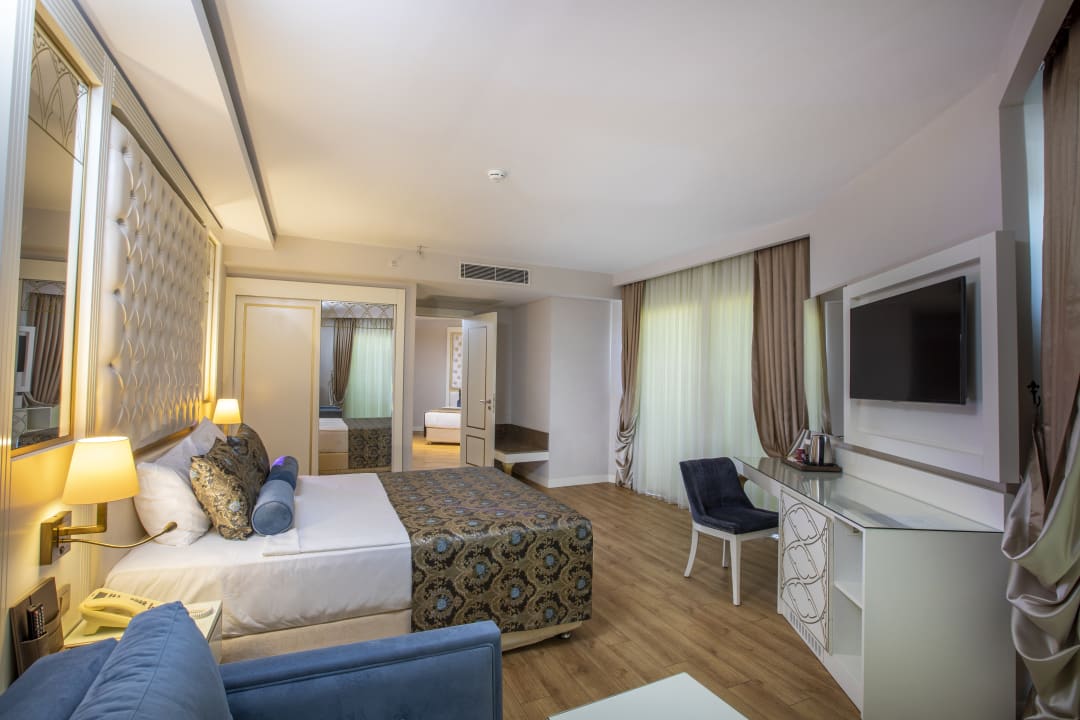 Zimmer Haydarpasha Palace