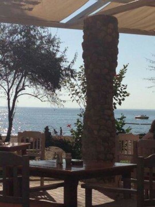 Bahce Bar  Hotel Defne Garden