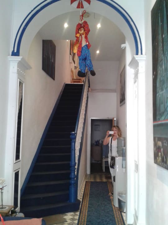 Steile Treppe nach oben Cityhotel Storch