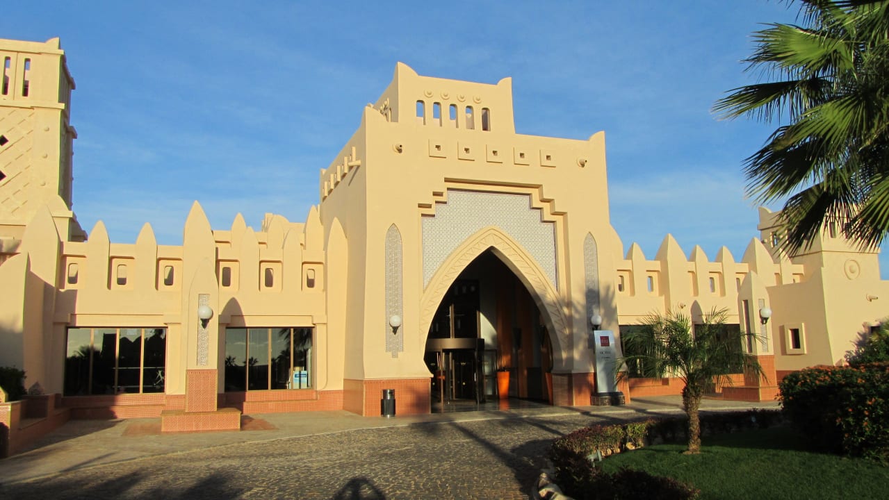 Hoteleingang Hotel Riu Touareg