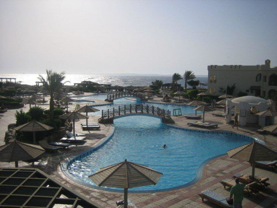 Pool Charmillion Club Resort