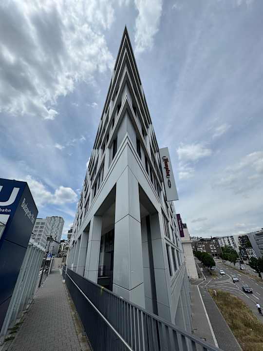 Außenansicht Premier Inn Stuttgart City Centre Hotel