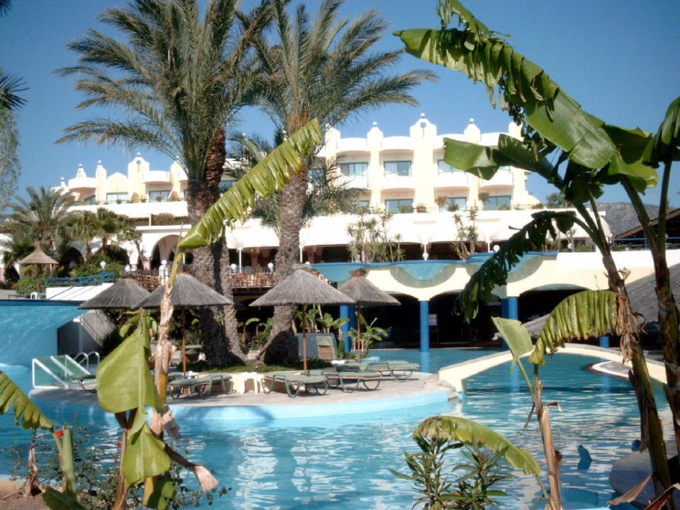 Pool mit Wasserfall Atrium Palace Thalasso Spa Resort & Villas