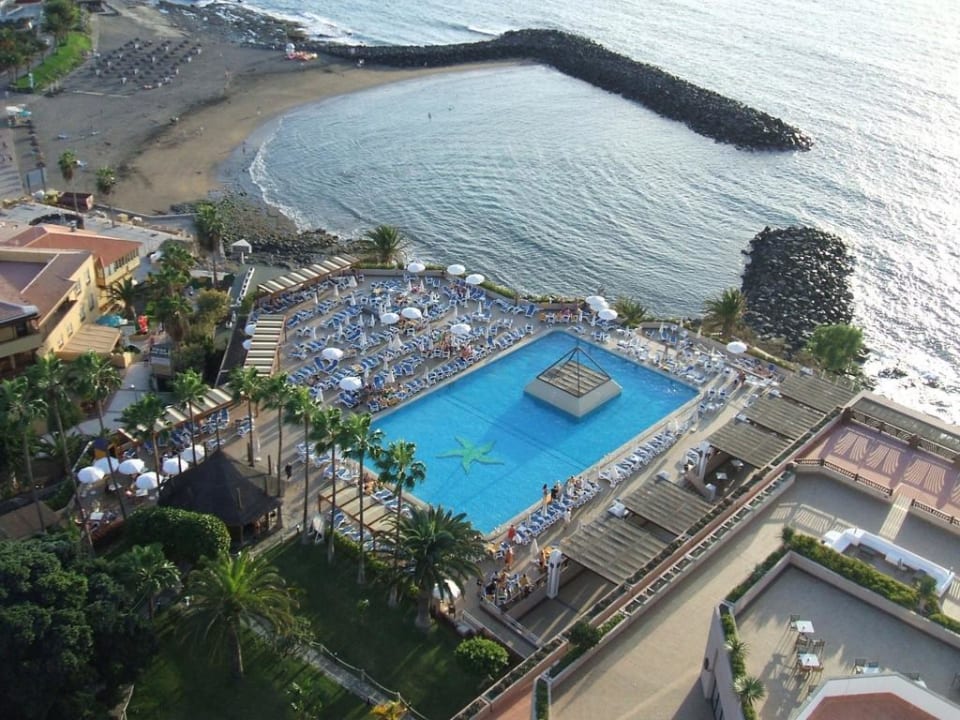 Hauptpool Iberostar Waves Bouganville Playa