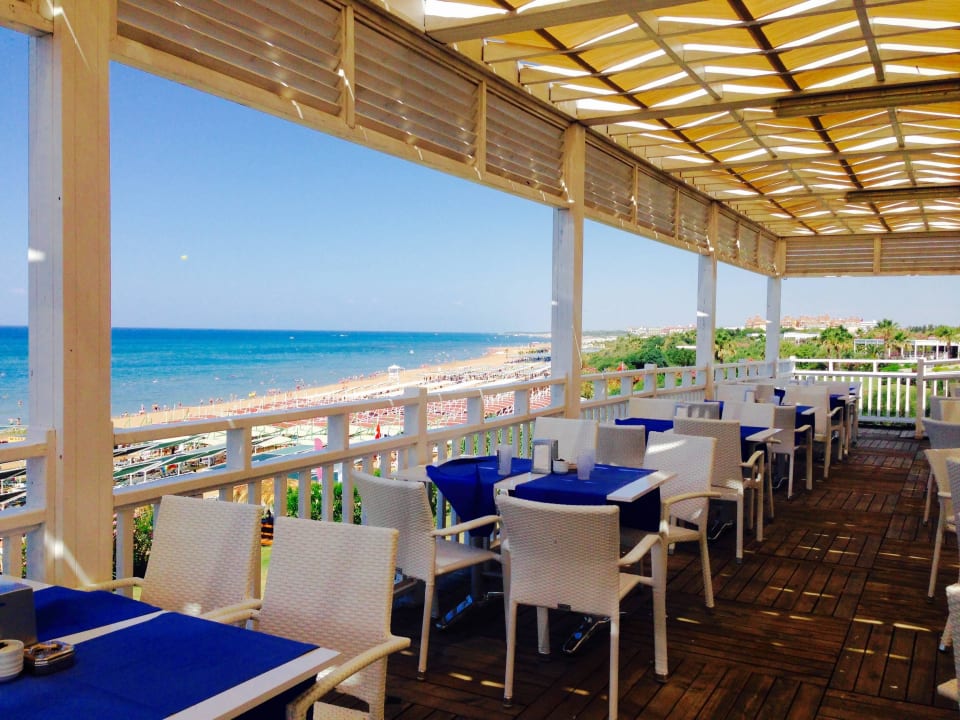 Stranbar - ein traumhafter Blick Can Garden Resort