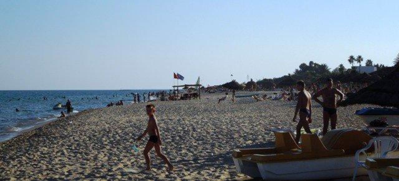 Strand rechte Seite Hotel Royal Nozha