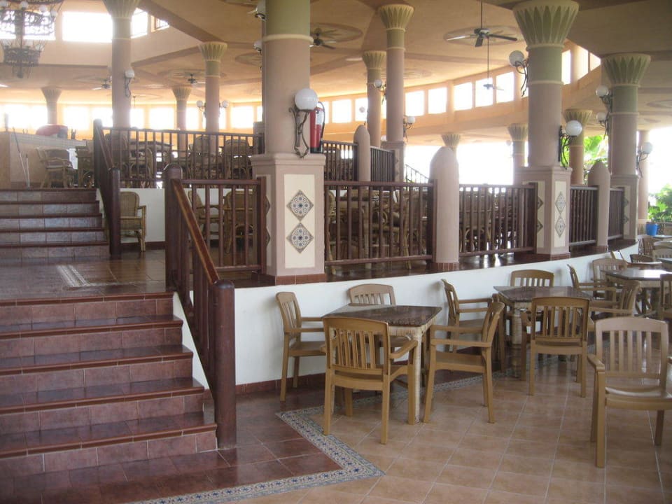 Eines der Strandrestaurants Hotel Riu Funana