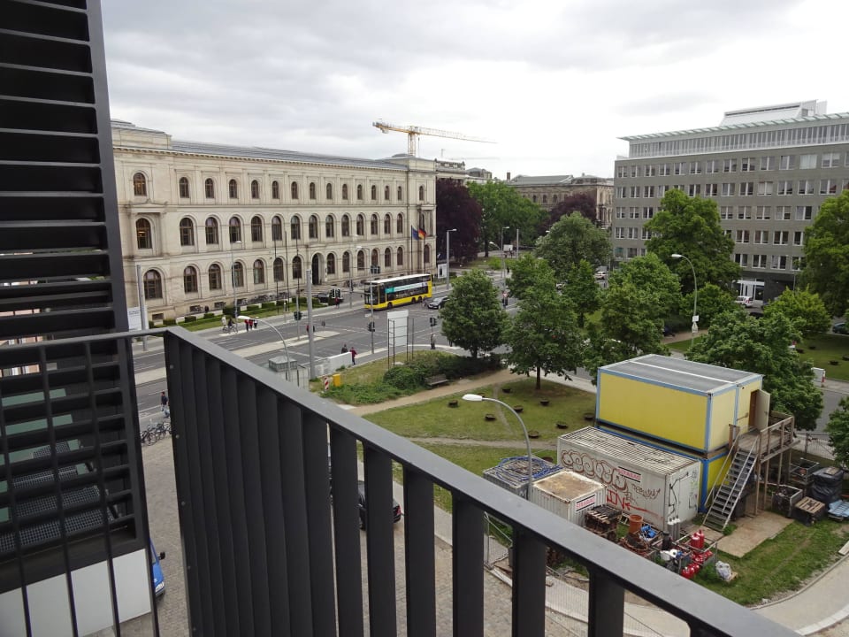 ausblick-balkon1-adina-apartment-hotel-berlin-mitte-berlin-mitte