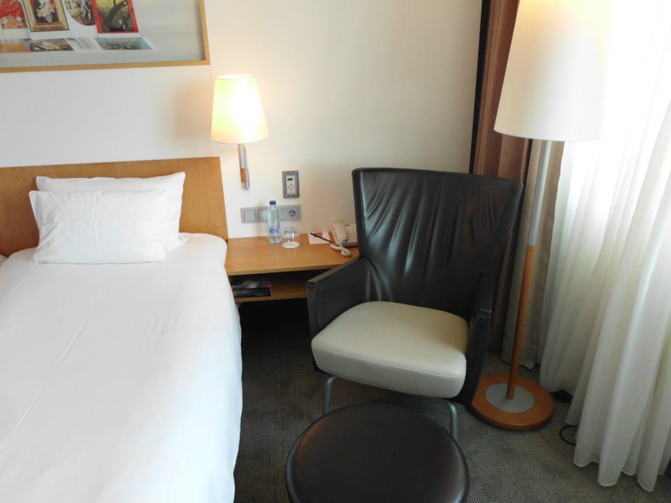 Zimmer Steigenberger Airport Hotel Amsterdam