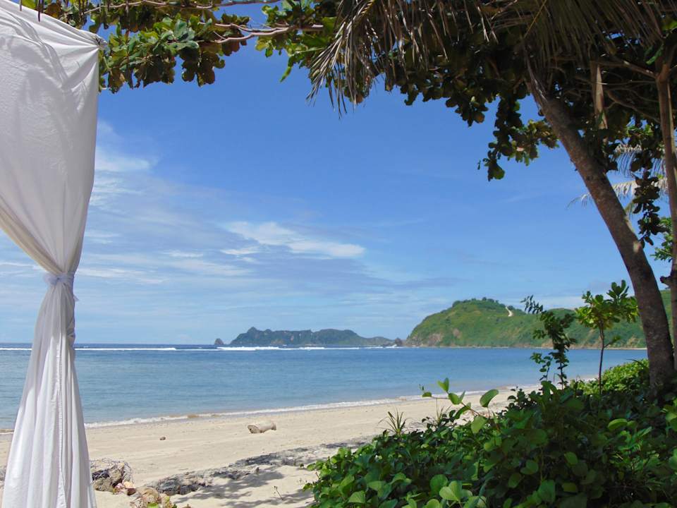 Strand Amber Lombok Beach Resort