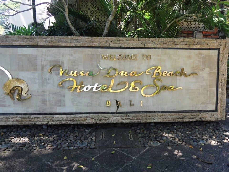 Hoteleingang Nusa Dua Beach Hotel & Spa