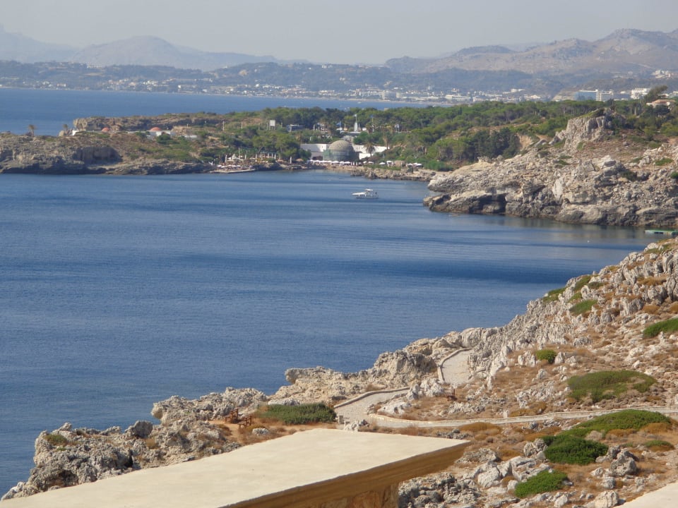 Ausblick vom Restaurant auf das Meer Hotel Kalithea Horizon Royal