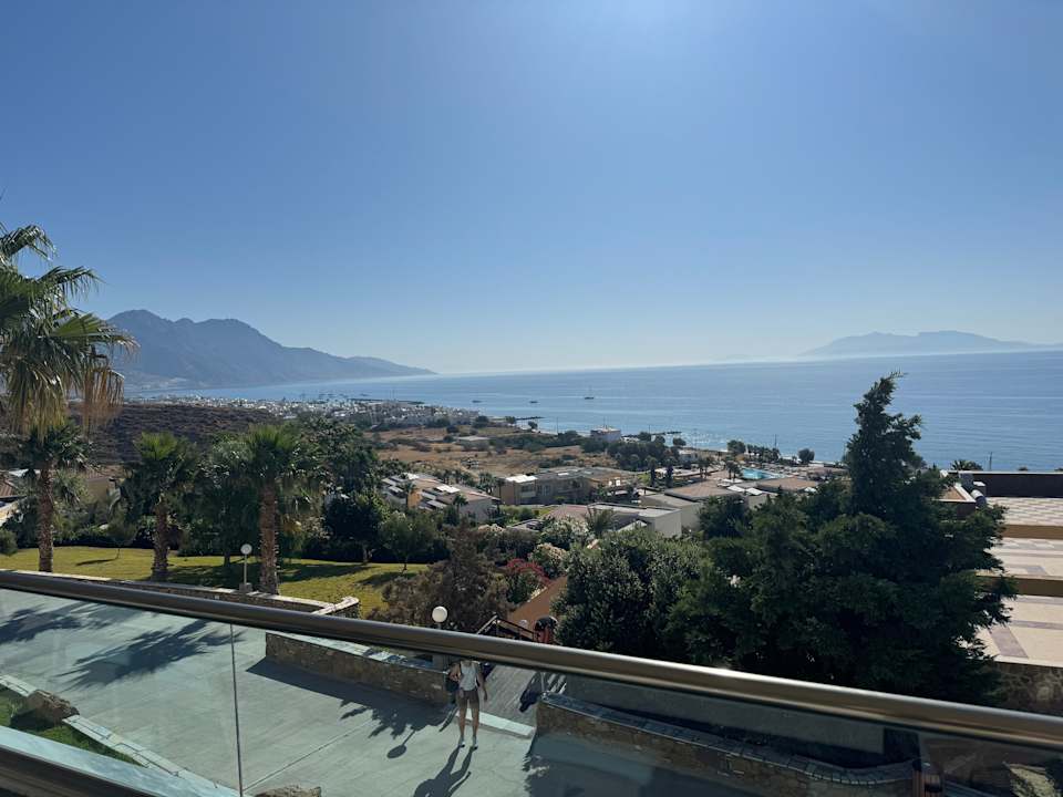 Ausblick Grand Blue Beach Hotel