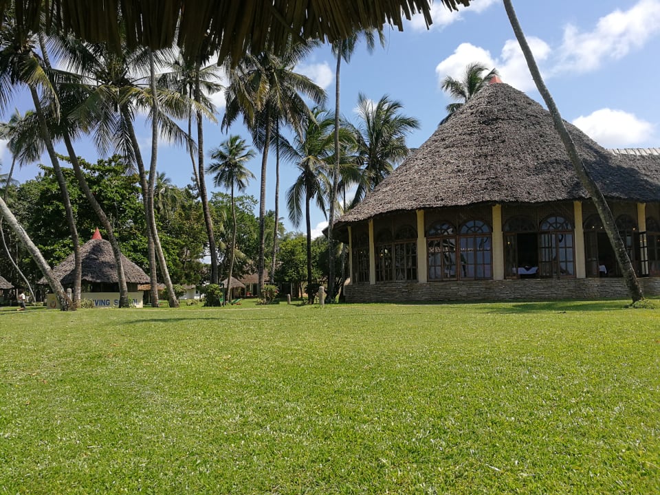 Gartenanlage Neptune Paradise Beach Resort & Spa