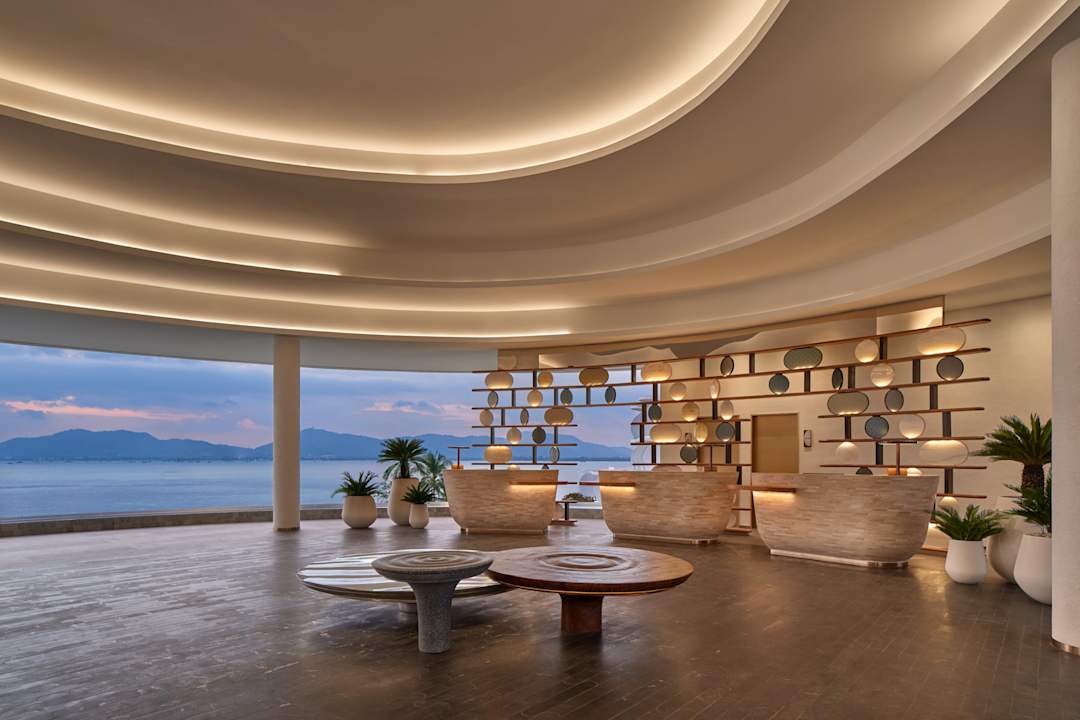 Lobby Veranda Resort Phuket, Autograph Collection