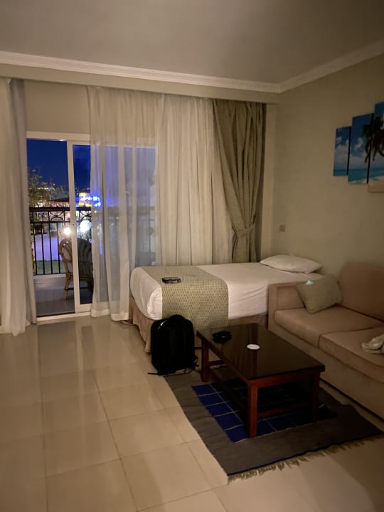 Zimmer Sultan Gardens Resort