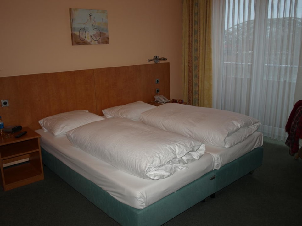 Das Zimmer Hotel Drei Kronen